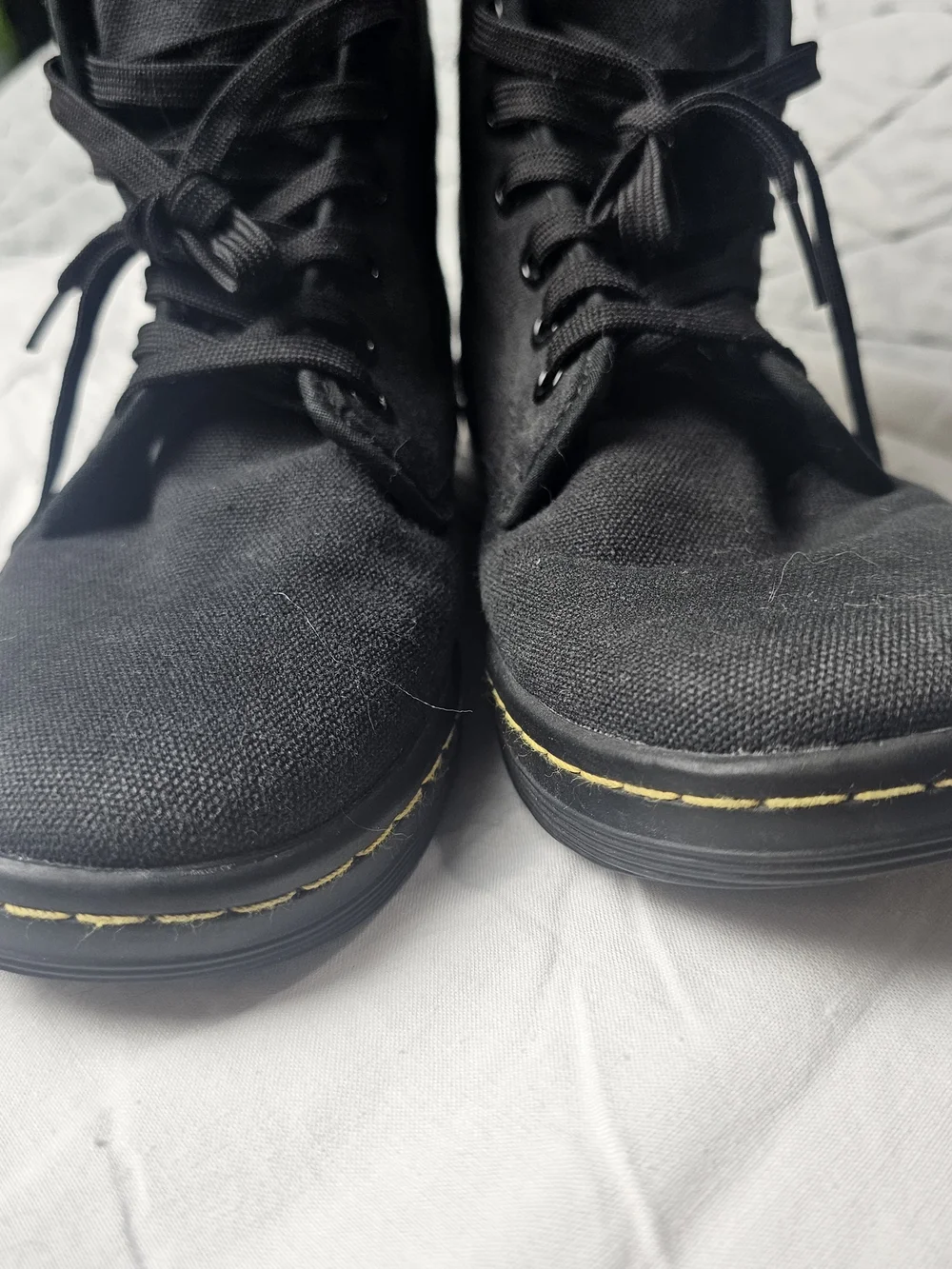 Dr. Martens Shoreditch Black Unisex High-Top Canvas Boots Size 4